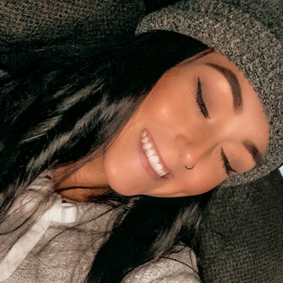 Meet your Posher, Savannah - Picture 1 of 1